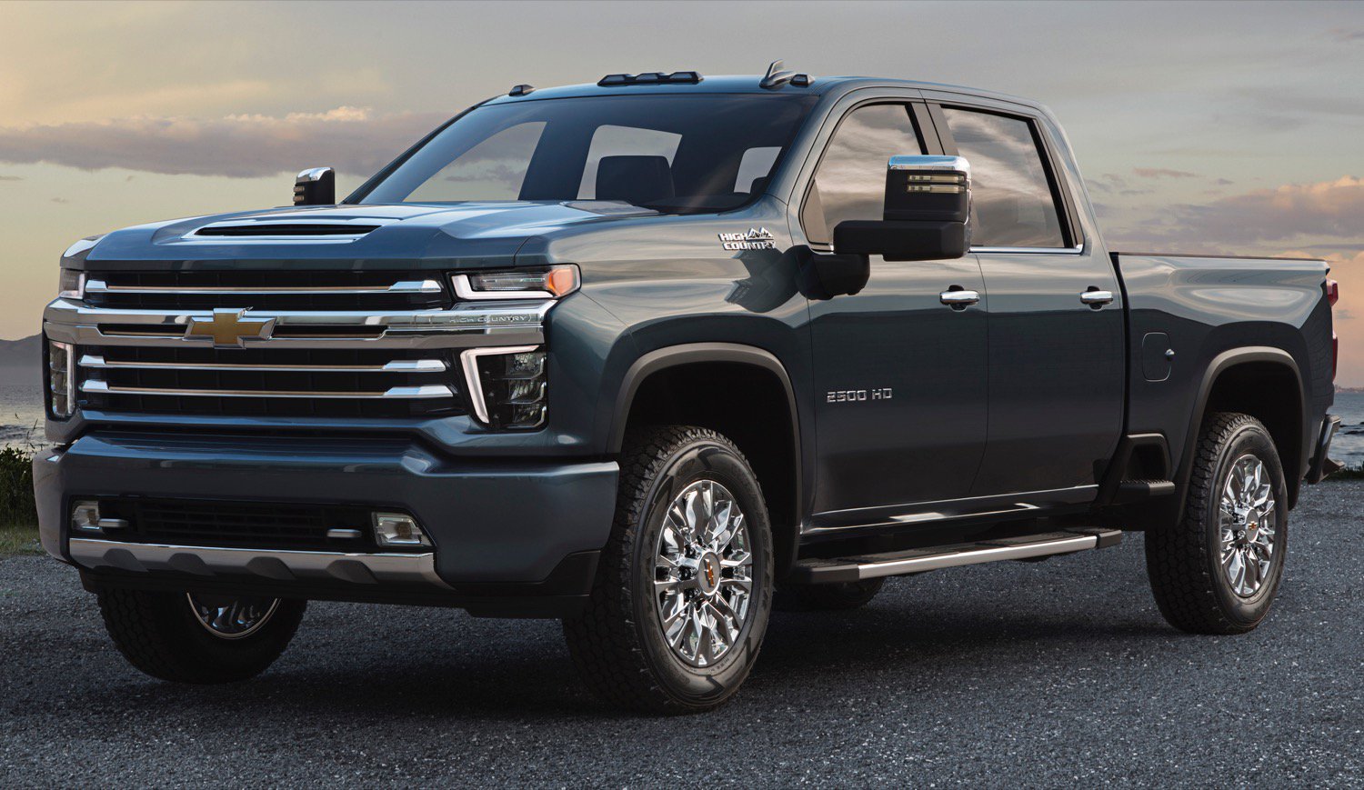Chevy 6.6 Gas vs Ford 7.3 Gas: A Battle of Heavyweights