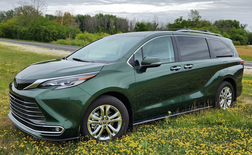 Toyota Sienna Platinum vs Limited: Key Insights